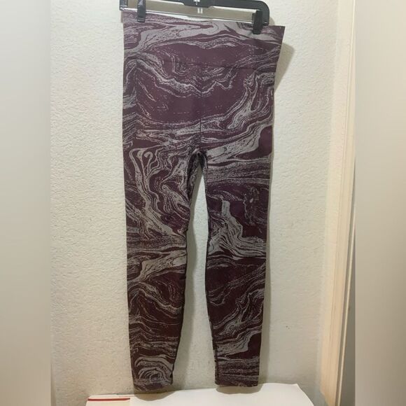 Athleta Aurora Shine High Waist Compression Tight Legging Spiced Cabernet, Sz XL - Picture 4 of 8